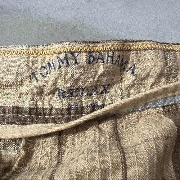 TOMMY BAHAMA Relaxed Fit Linen-Blend Plaid Short - Picture 6 of 8